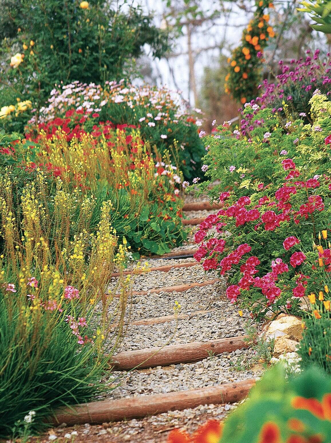 Stunning Front Yard Cottage Garden Inspiration Ideas