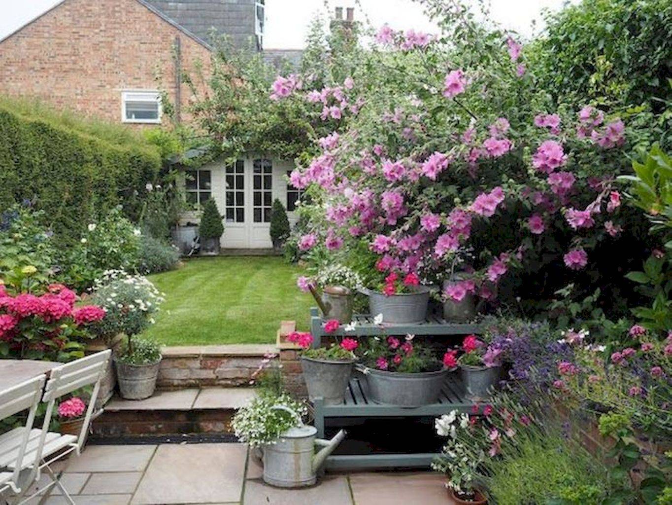 Elegant English Garden Designs