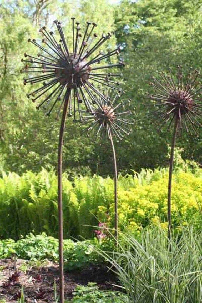 Custom Outdoor Whimsical Metal Flower Garden Yard Sculpture