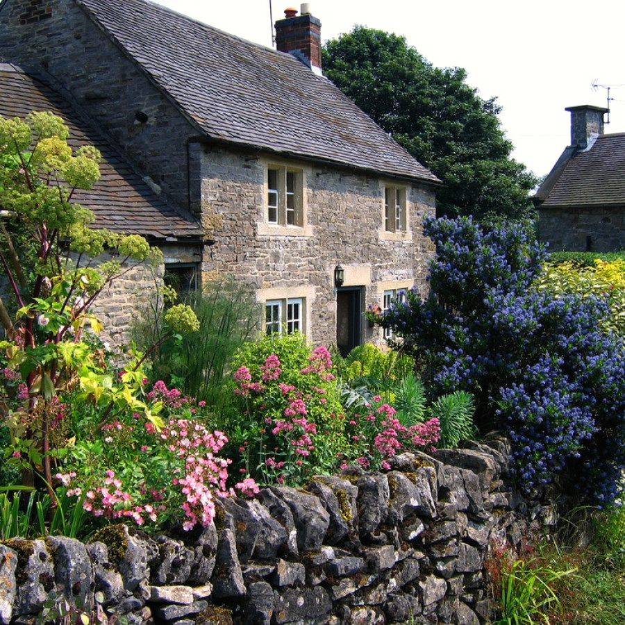 Beautiful Small Cottage Flowers Garden