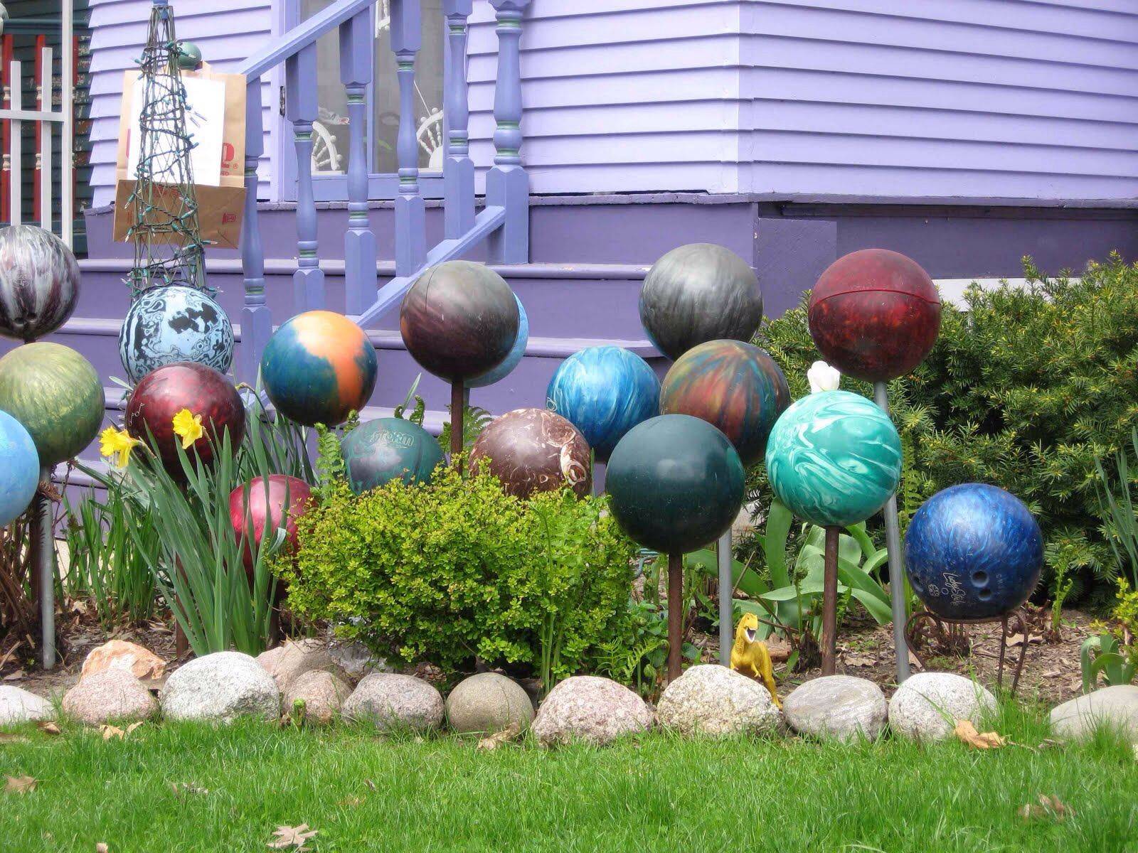 Bowling Ball Garden Art Bowling Ball Garden