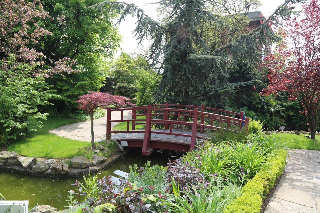 Inspiring Japanese Garden Designs