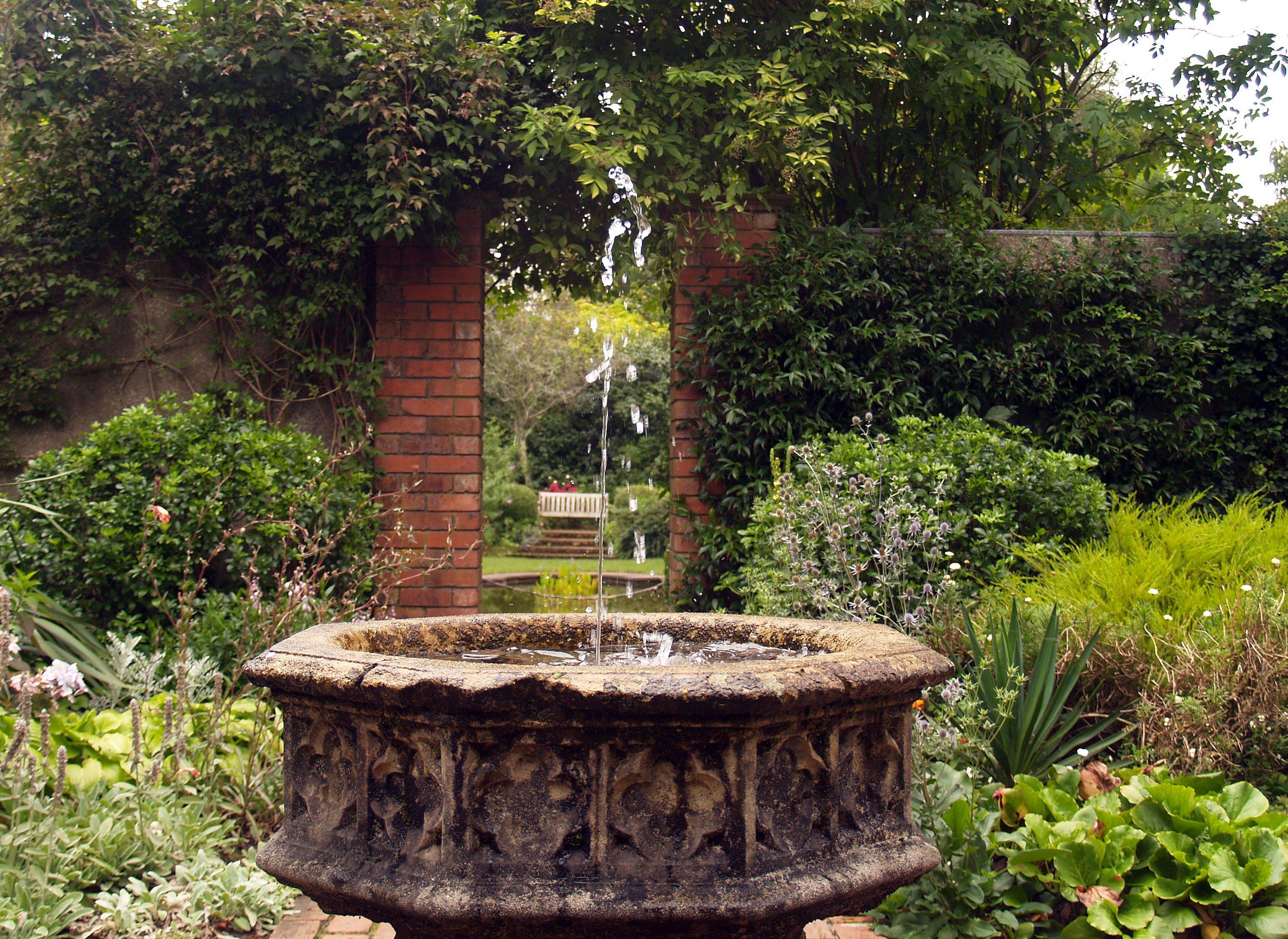 Garden Fountain Garden Water Fountains