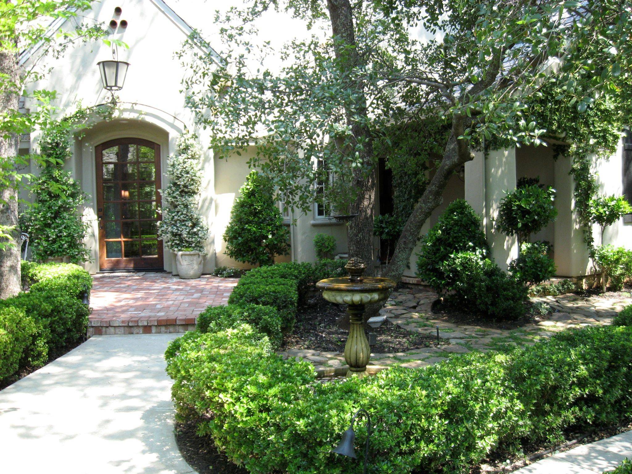 English Garden Pathways