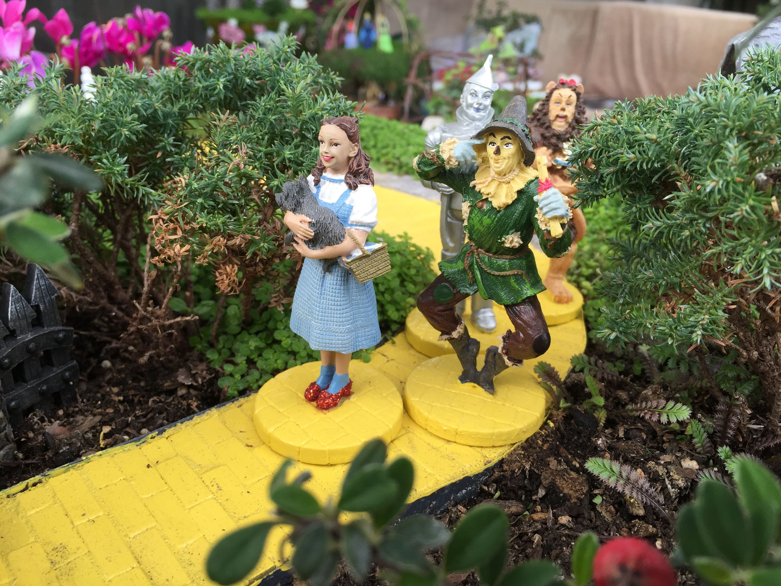 Miniature Fairy Garden Wizard