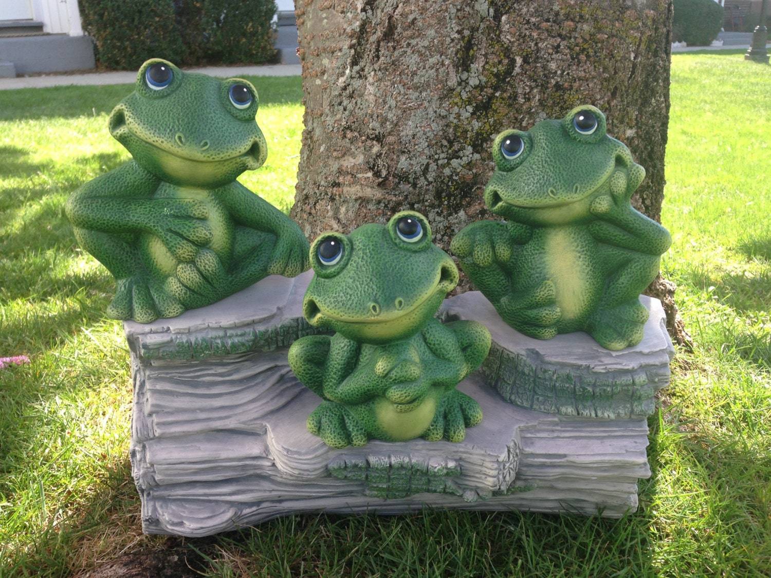 Outdoor Garden Decor Frogs Photograph Assortments