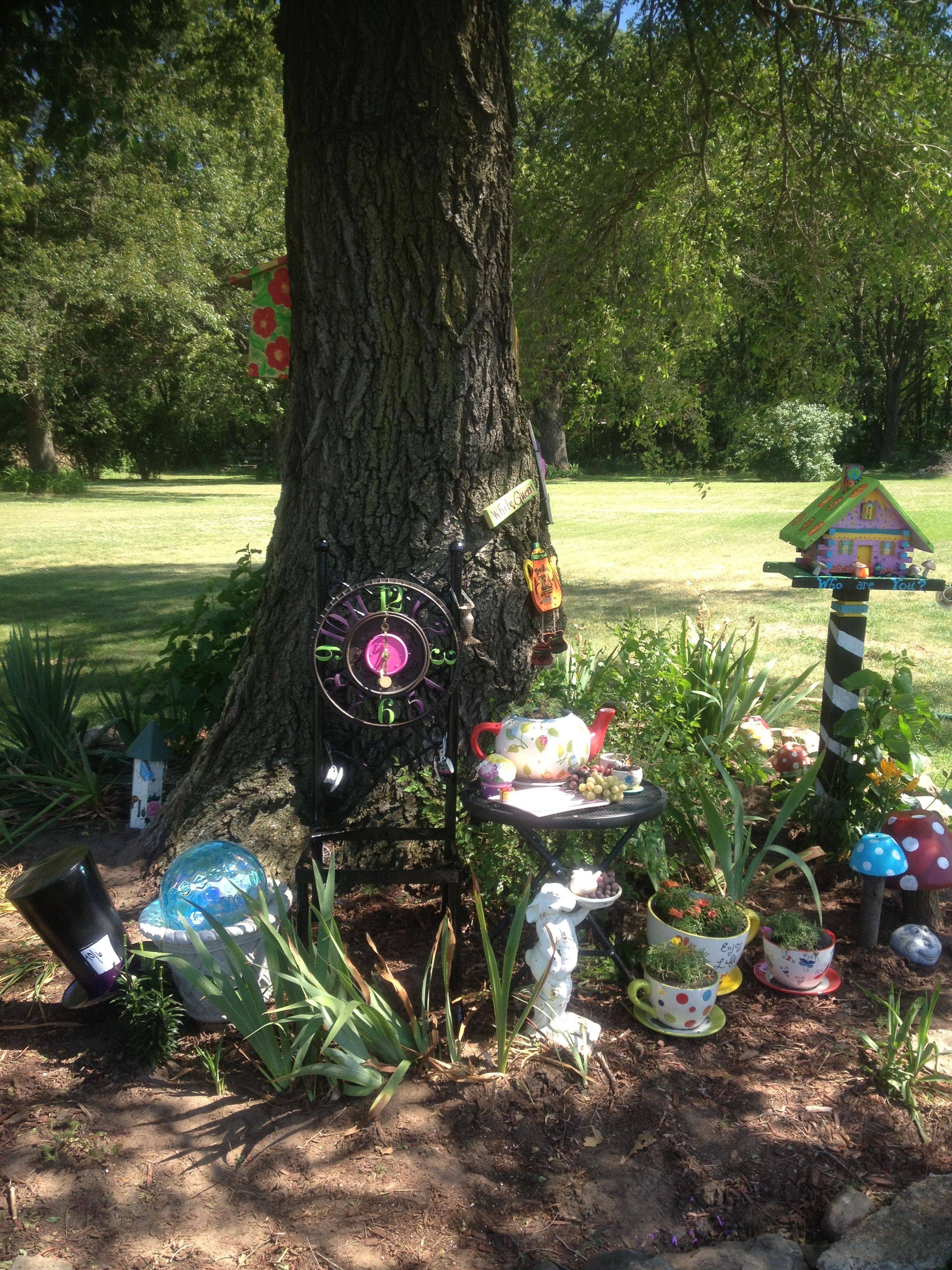 Wonderland Garden Arty