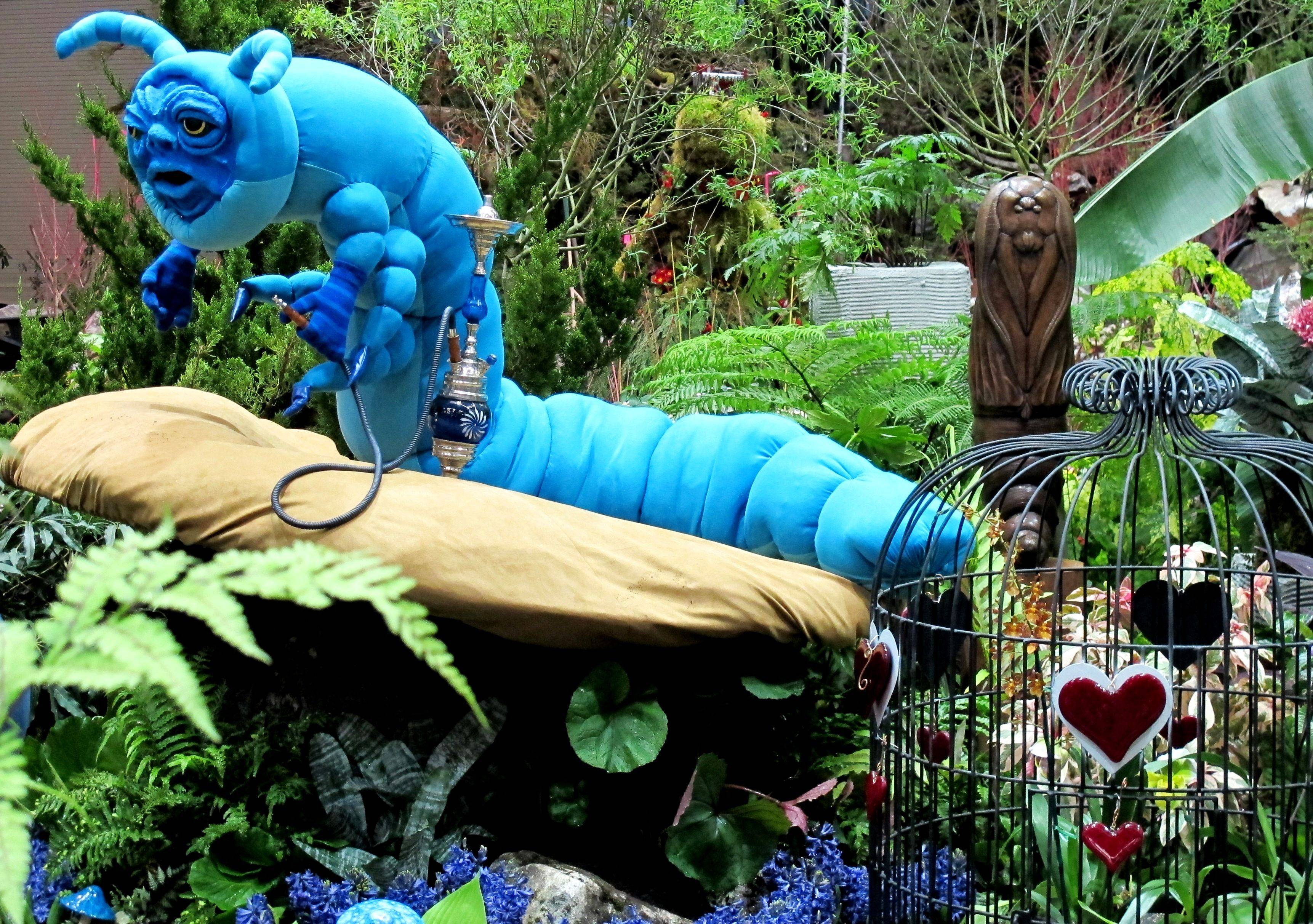 Wonderland Garden Entry