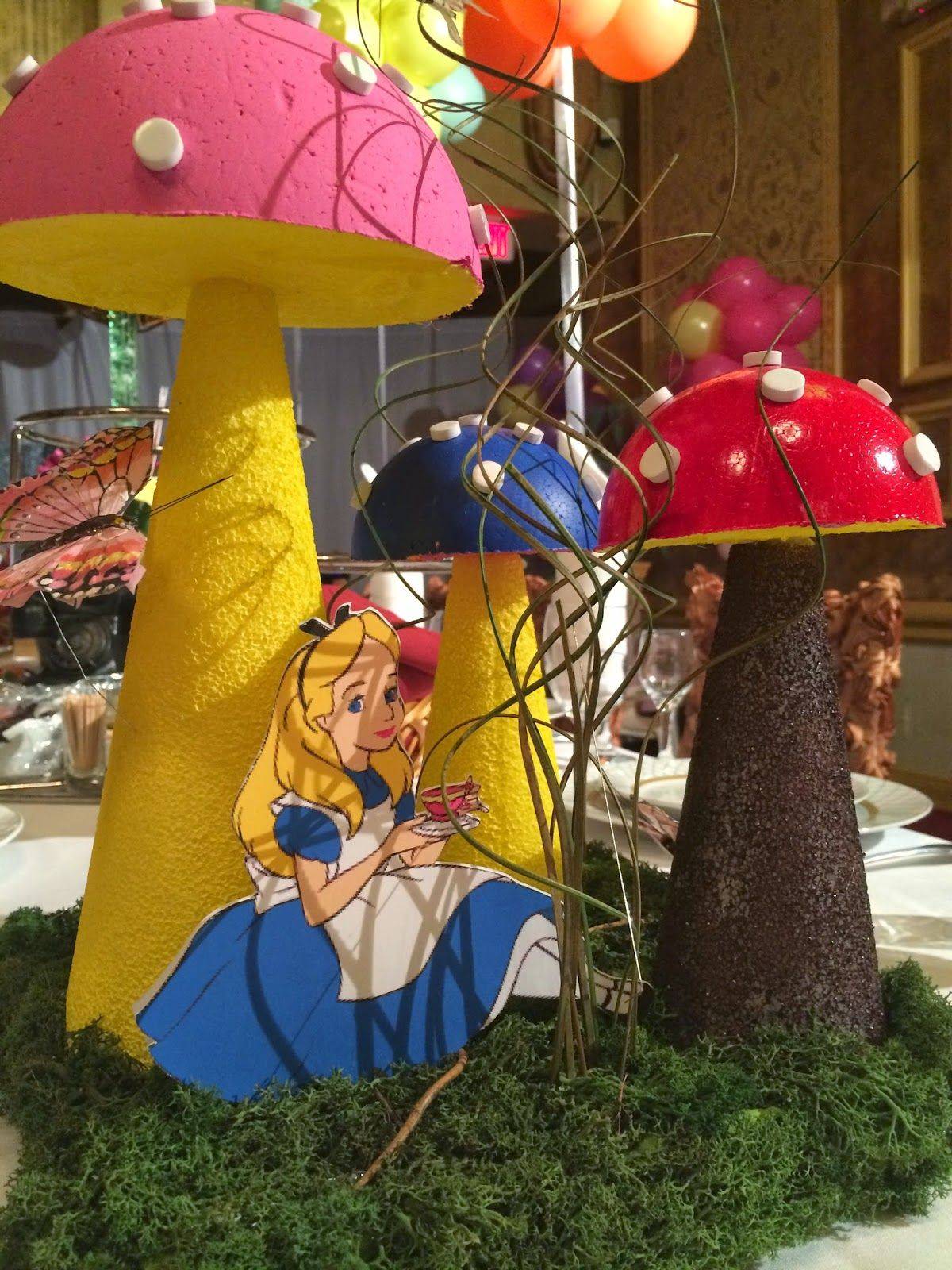Wonderland Garden Figurines