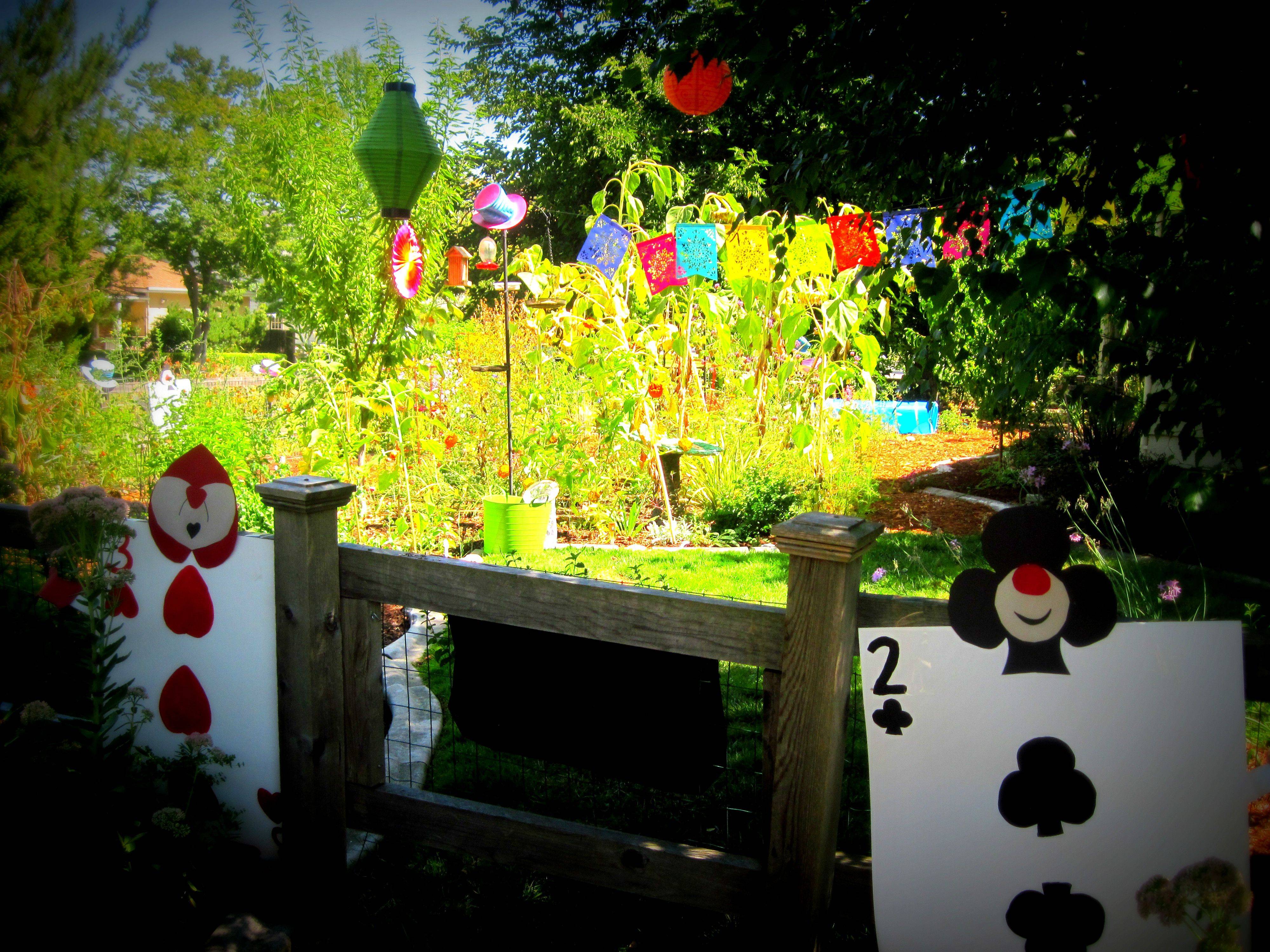 Wonderland Garden Decor Garden Crafts
