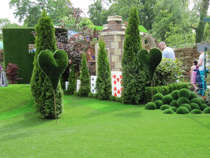 Wonderland Decorations