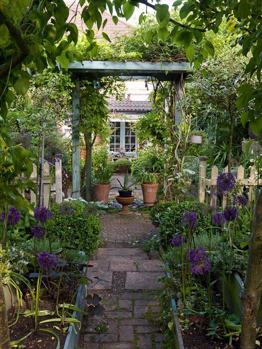 Dreamy Secret Garden Ideas