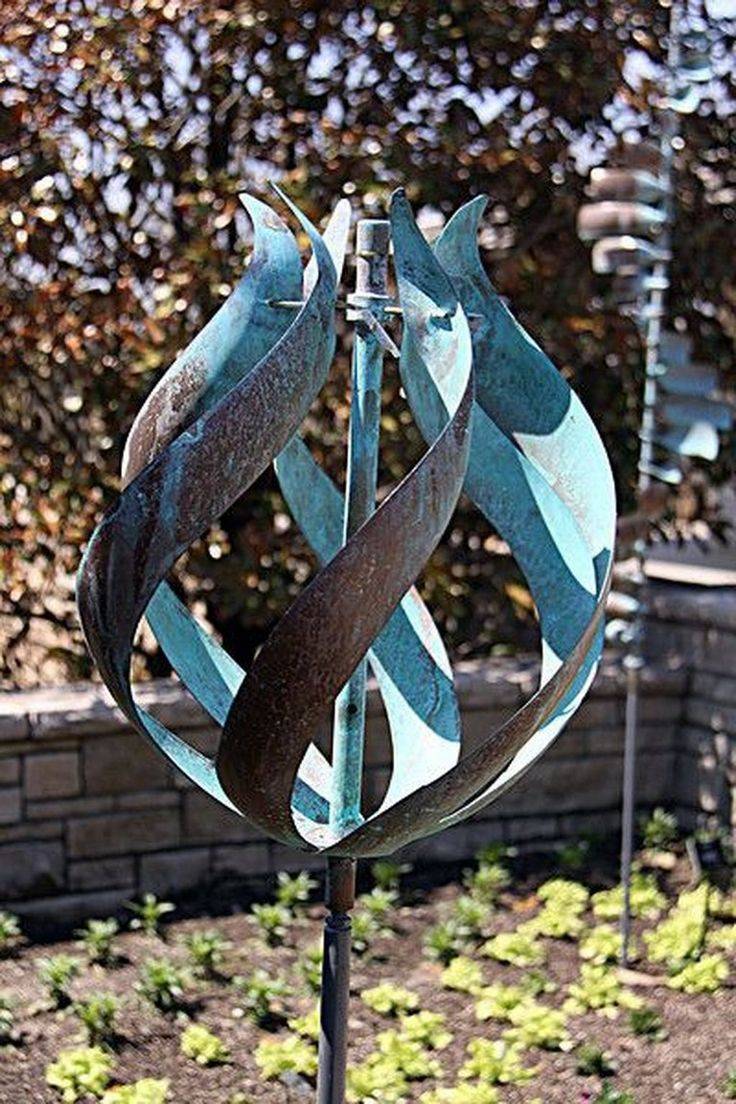 Unique Outdoor Metal Garden Art Ideas