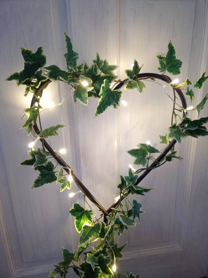 Metal Heart Garden Stake Medium Out Of Stock Back Soon Gifts