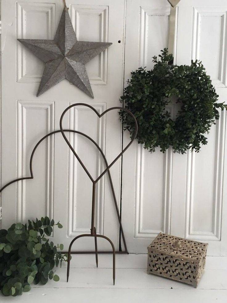Metal Heart Yard Stake Valentine Love Tribute Etsy Metal Heart