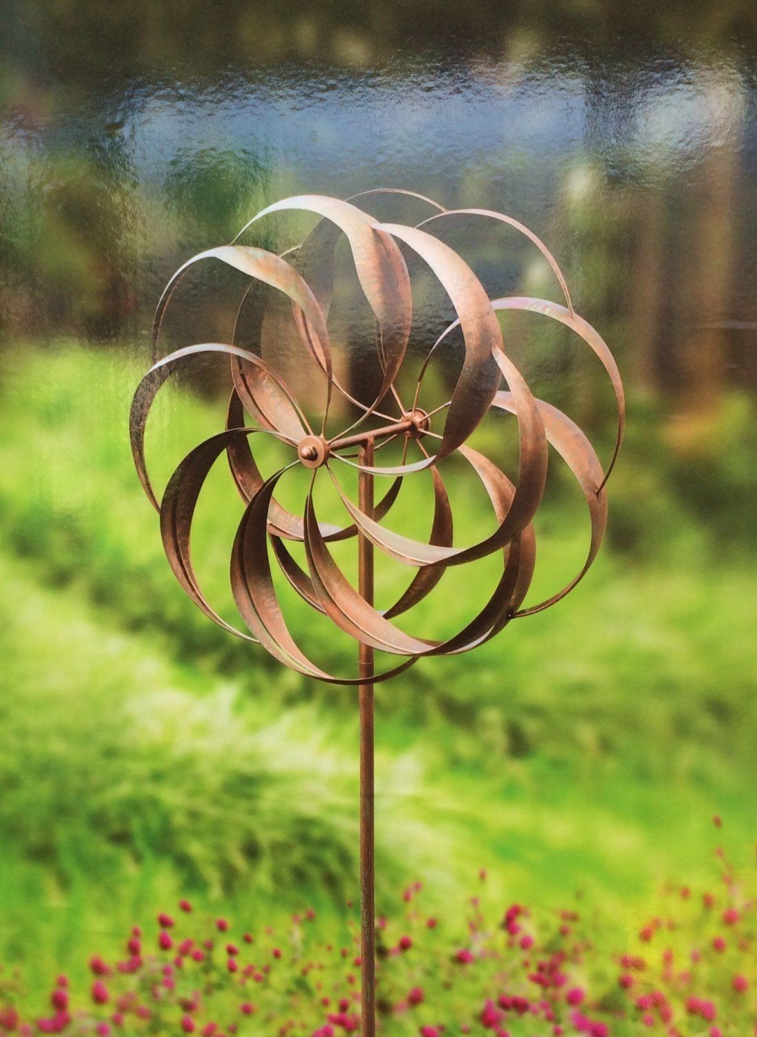Looped Kinetic Wind Sculpture
