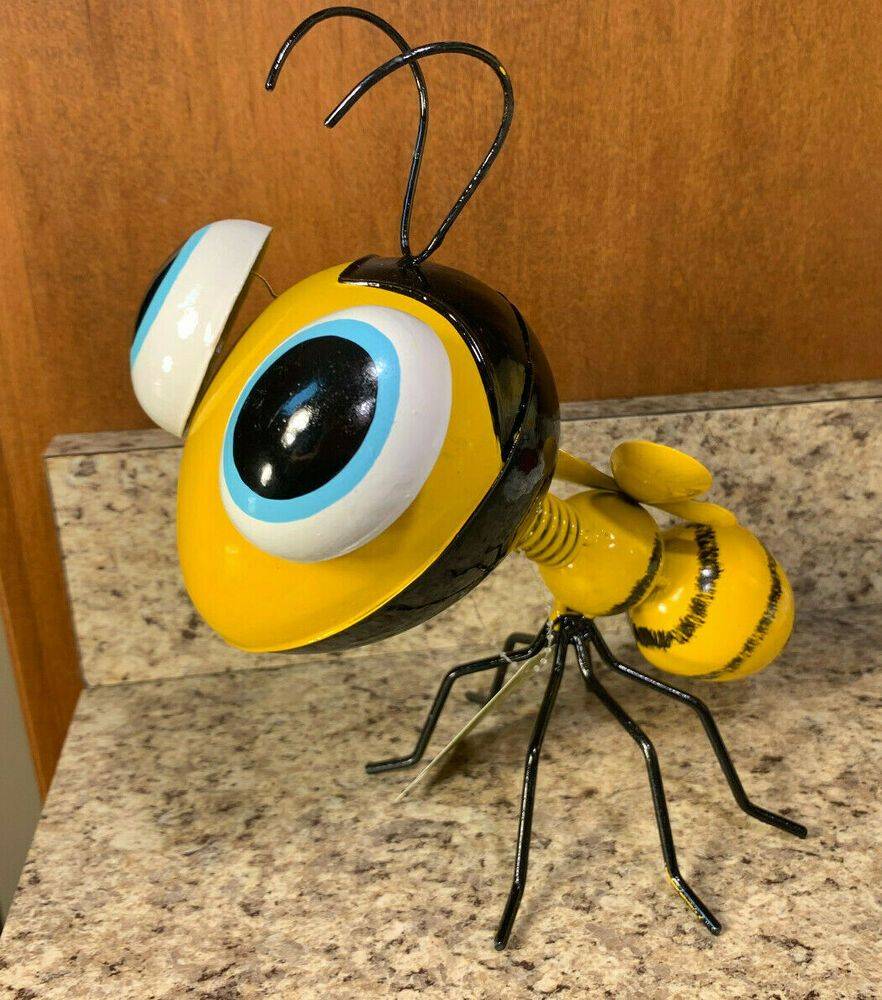 Bumble Bee Porch Decoration