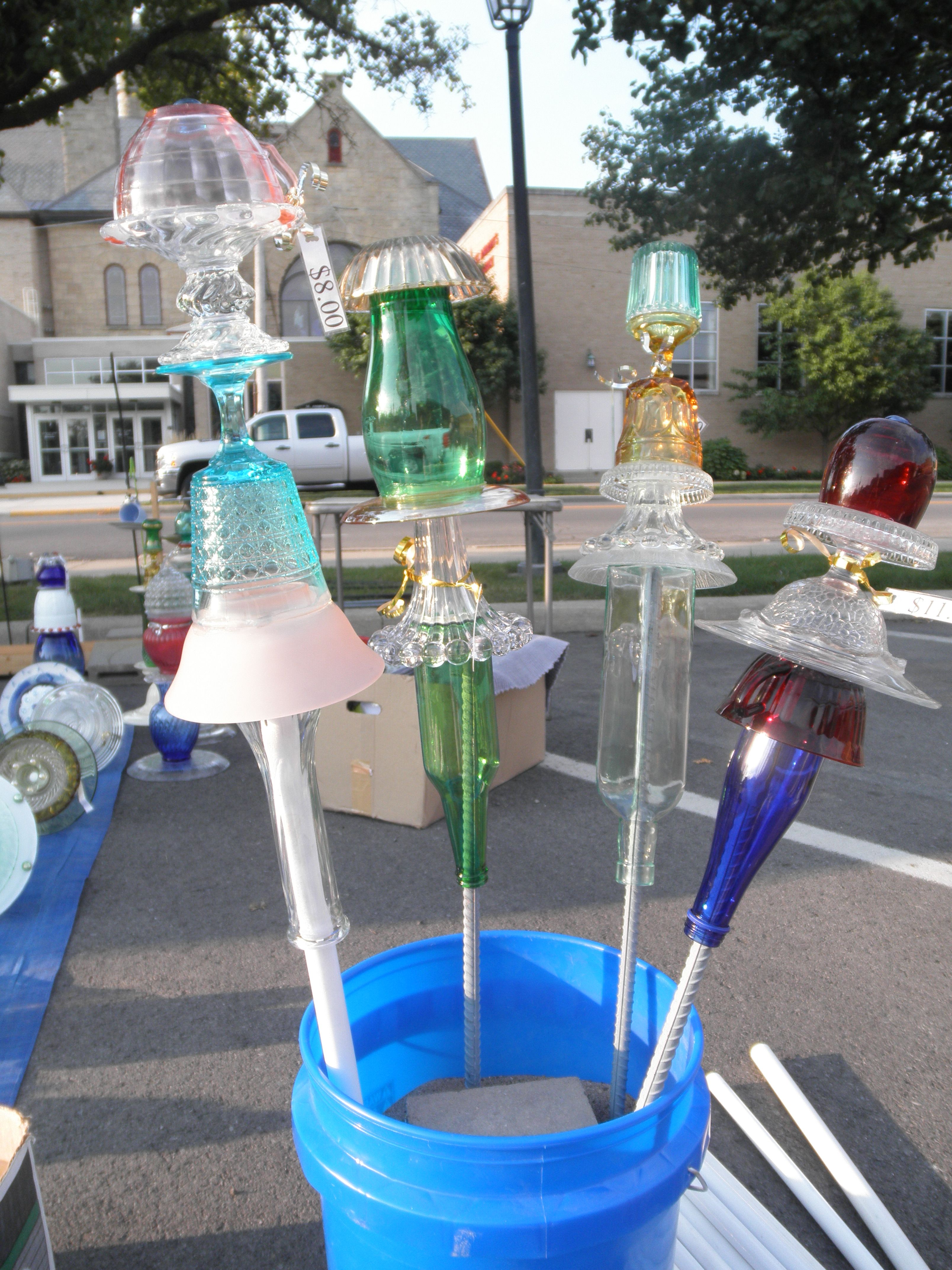 Plow Hearth Glass Finial Totem Garden Stake