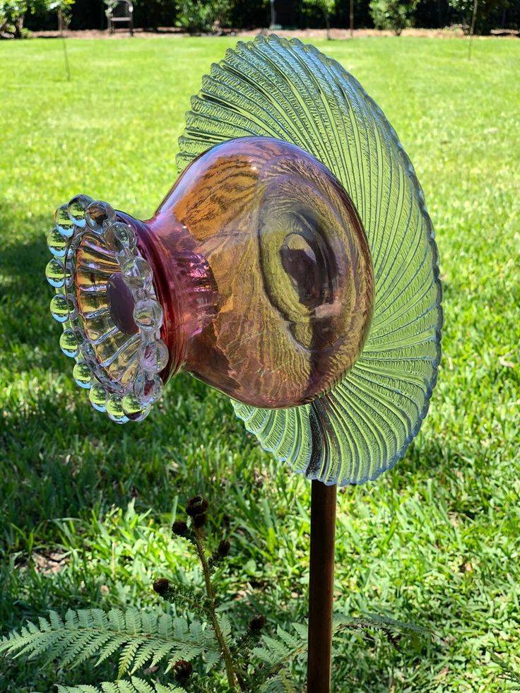 Brilliant Garden Junk Repurposed Ideas