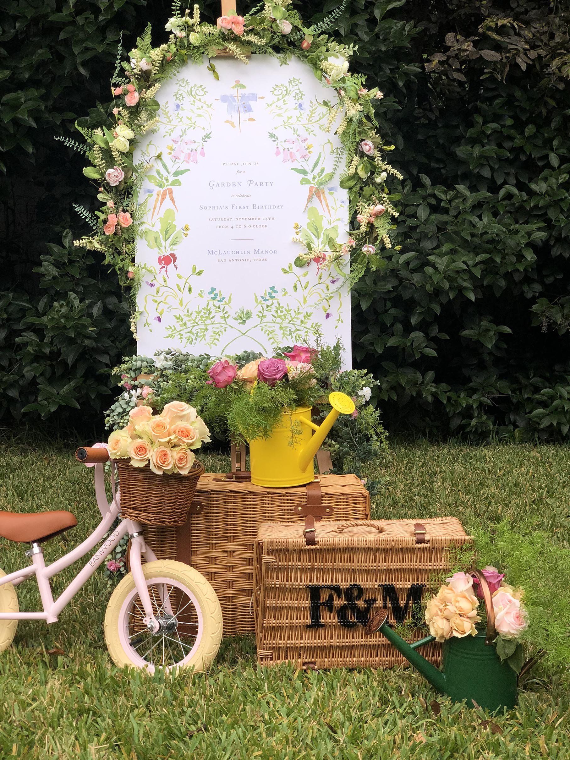 Wonderland Garden Decor Garden Crafts