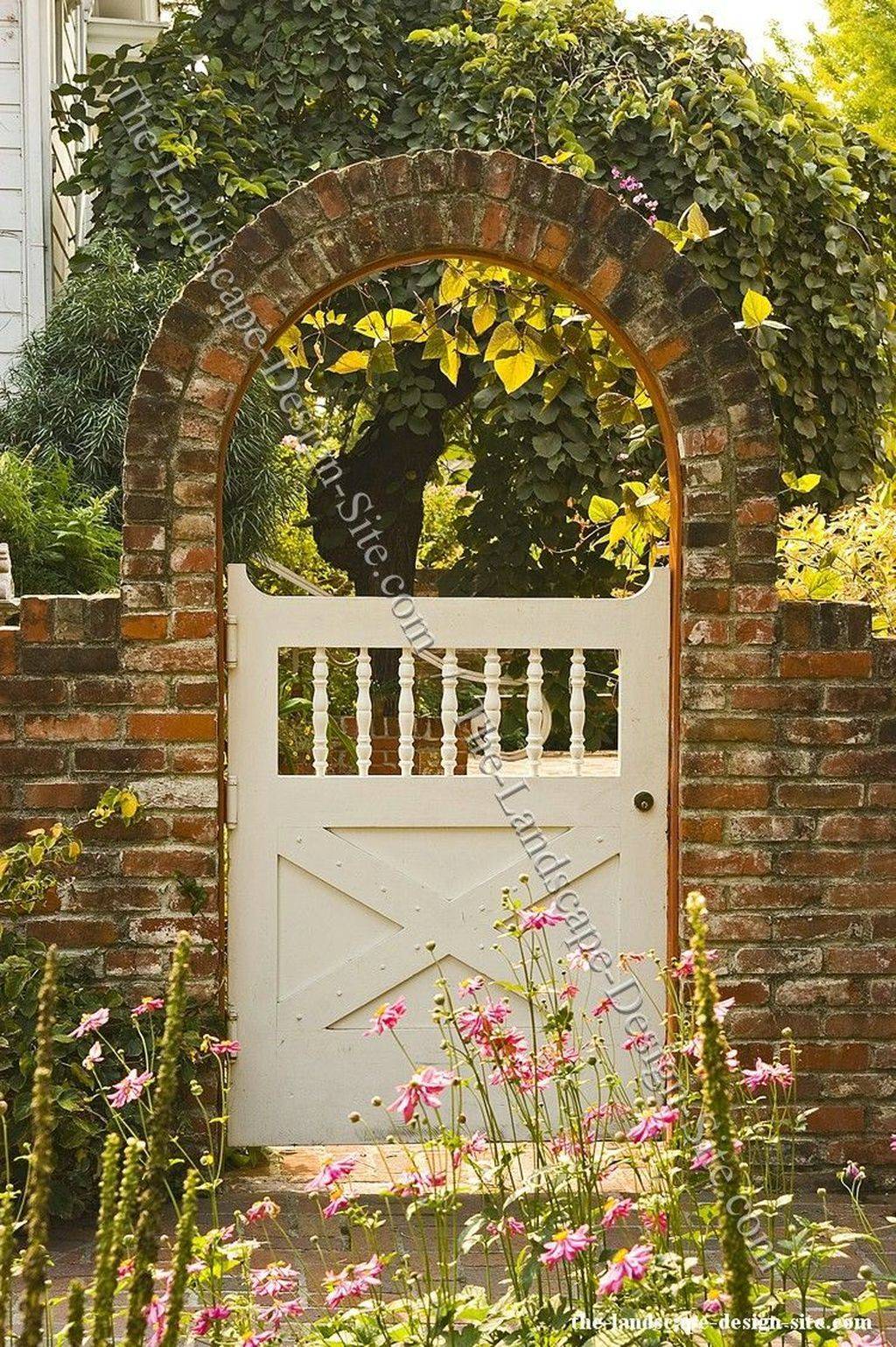 Inspiring Rustic Garden Gates Design