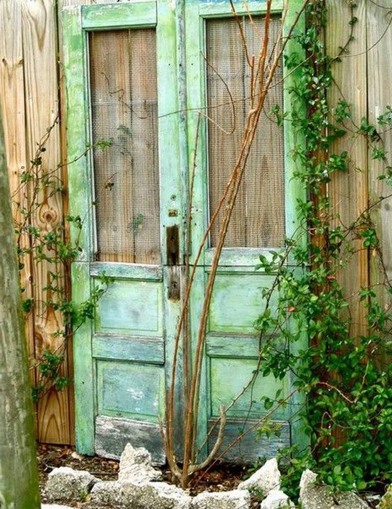 Inspiring Rustic Garden Gates Design