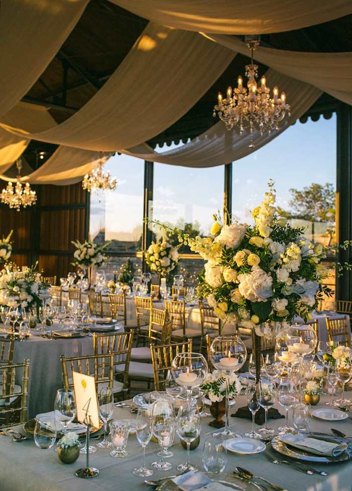 Beautiful And Romantic Garden Wedding Ideas