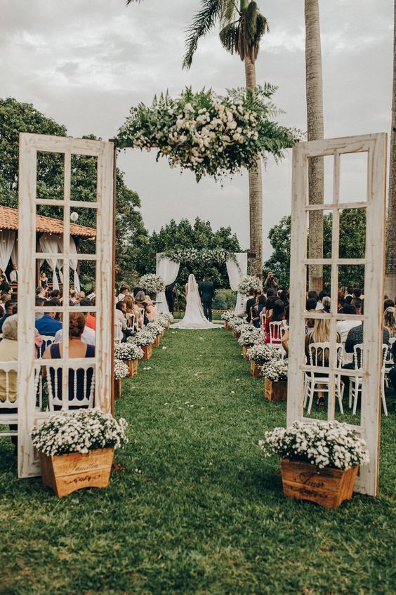 Romantic Green Garden Wedding Ideas