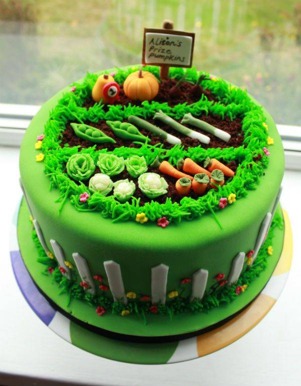 Small Gardening Theme Cake Themed Cakes