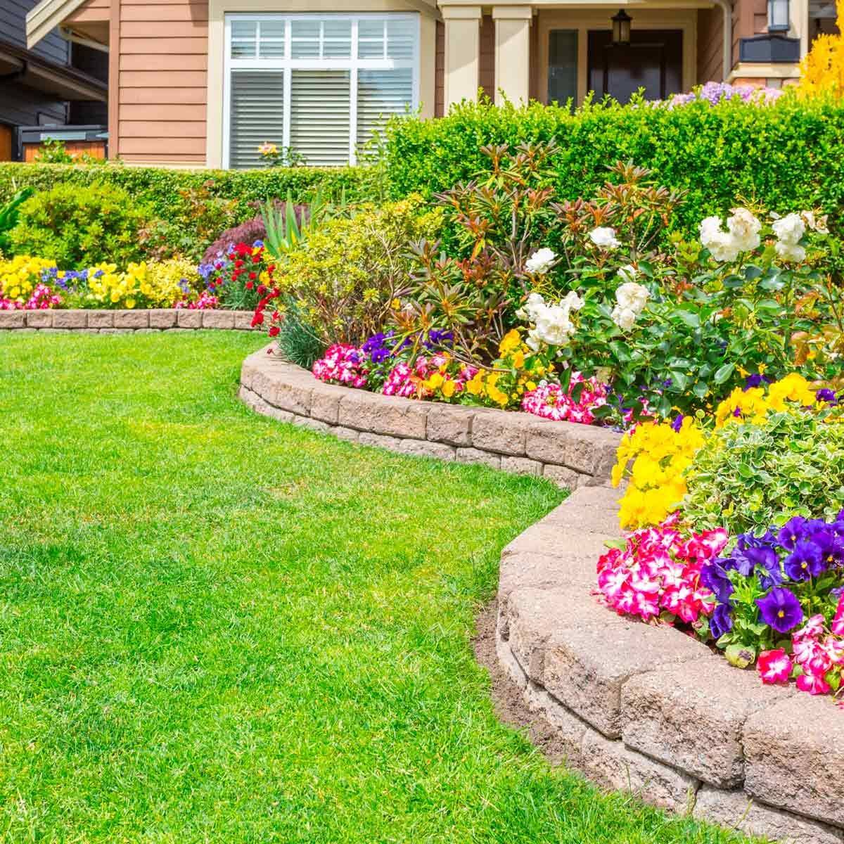 Beautiful Flower Beds Design Ideas