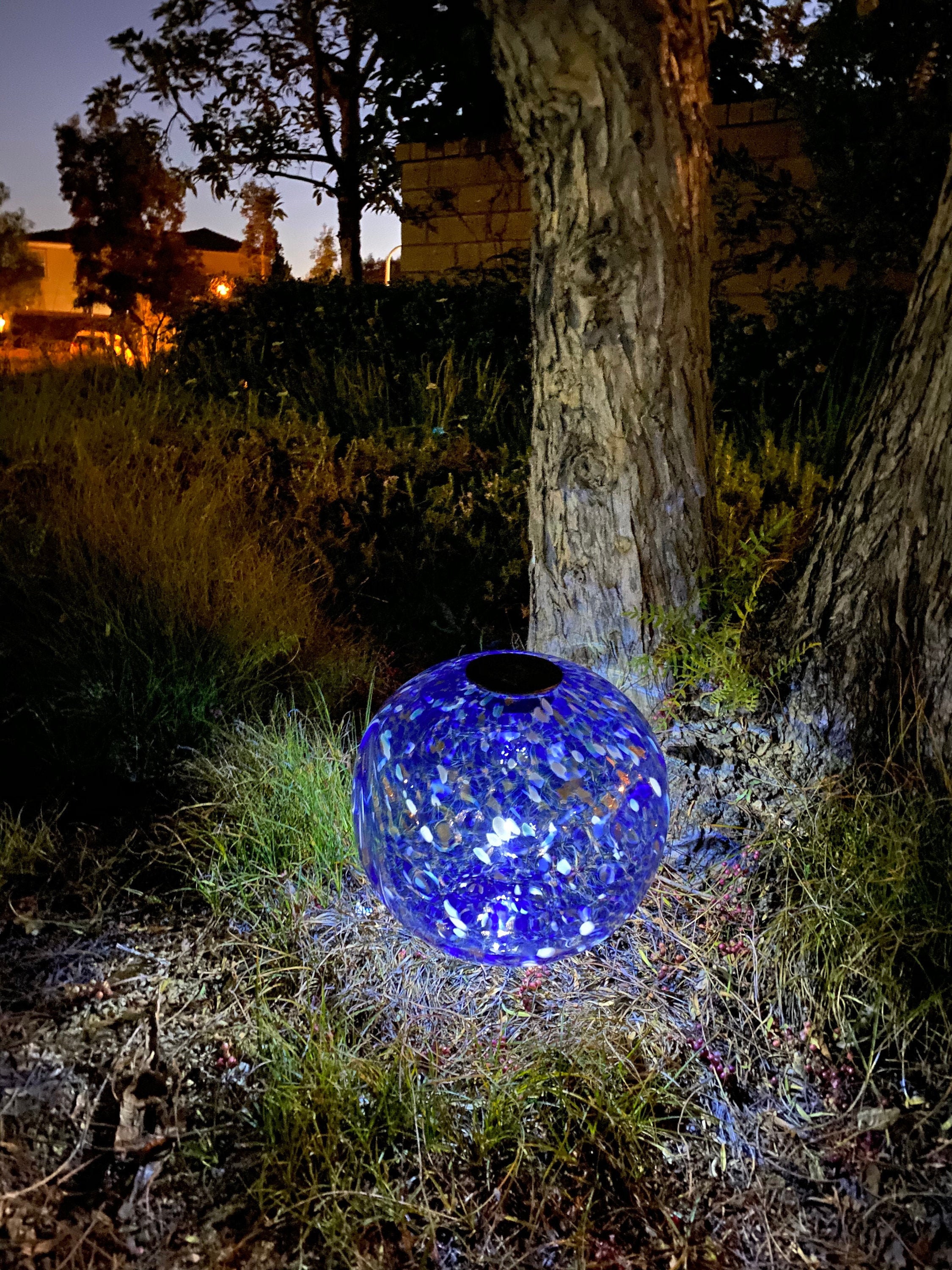 Art Glass Swirl Ball Garden Lightstake