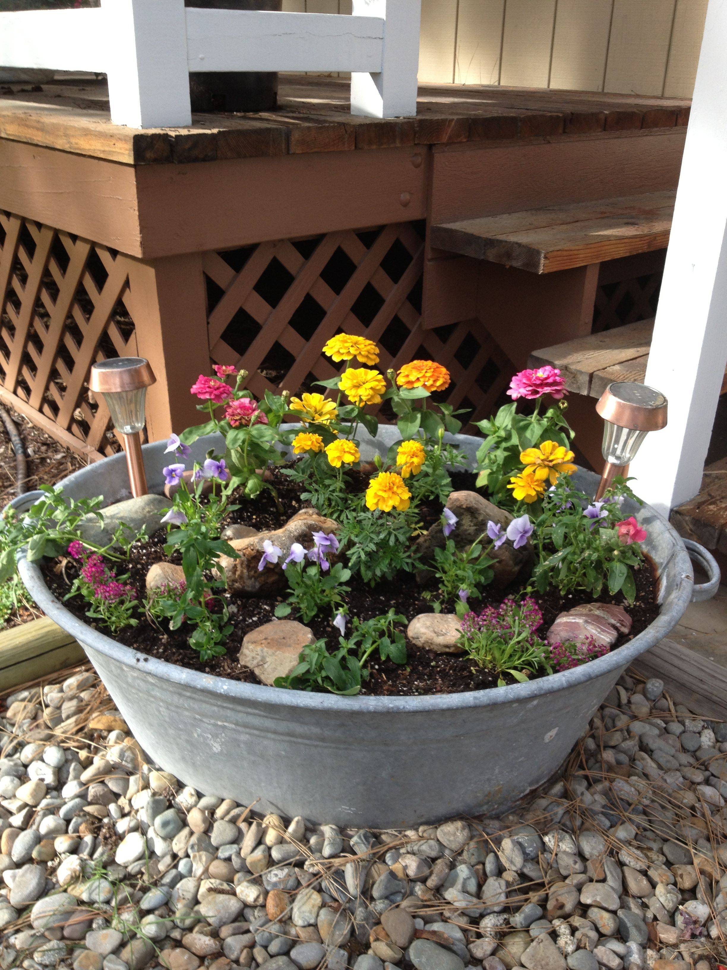 Vertical Wall Planter Pots Ideas