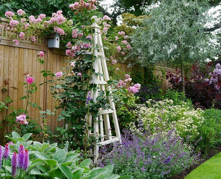 Lovely Cottage Garden Design Ideas