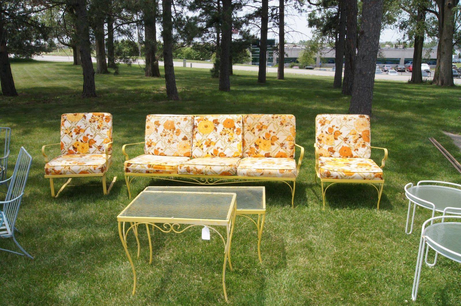 Vintage Garden Furniture Ideas