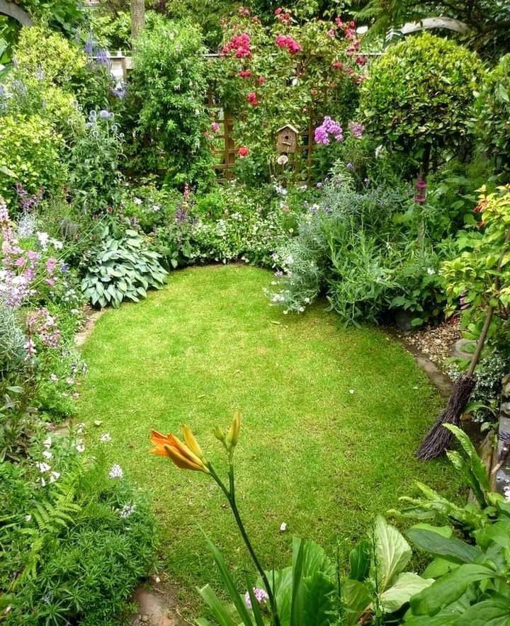 Lovely Cottage Garden Design Ideas