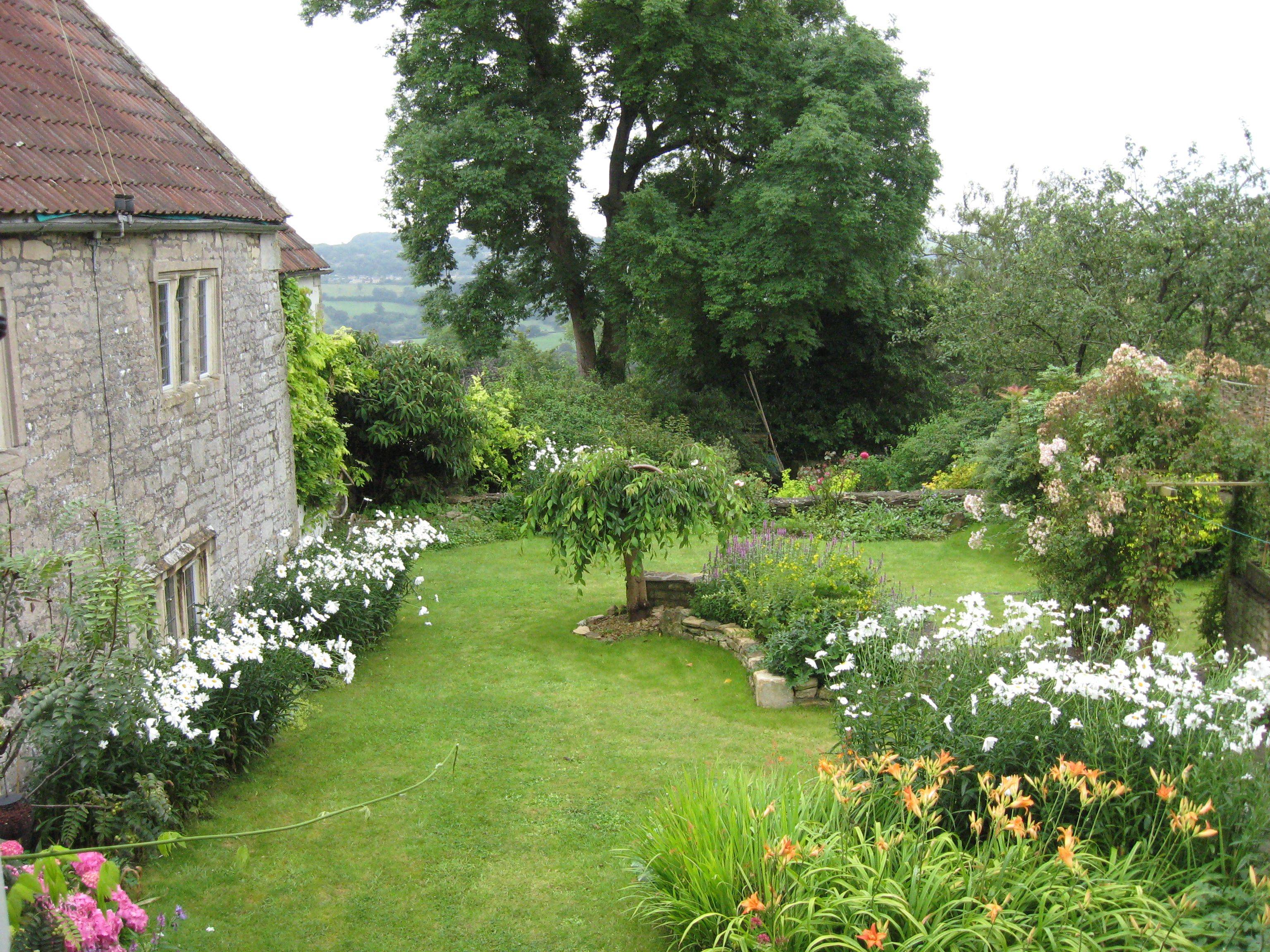 Country Garden Design