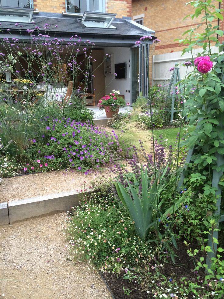 A Low Maintenance Cottage Garden