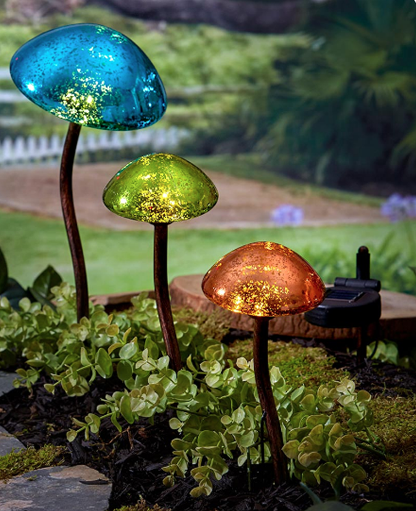 Outdoor Solar Garden Lights