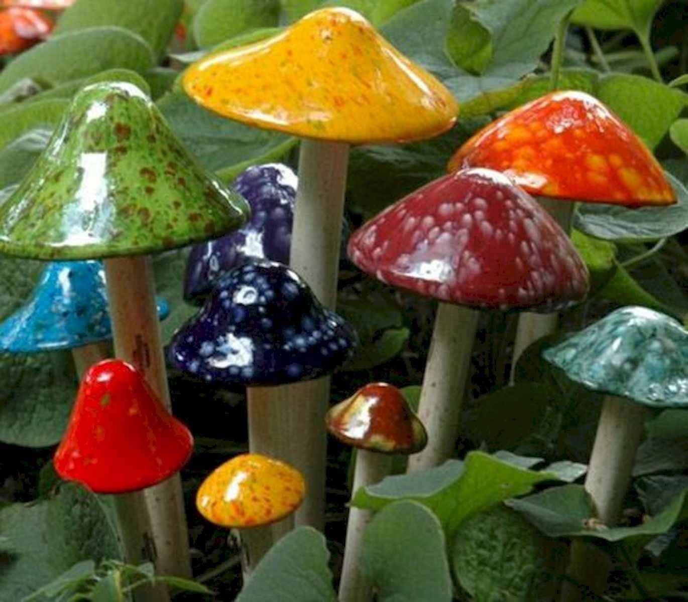 Garden Art Mushrooms Design Ideas