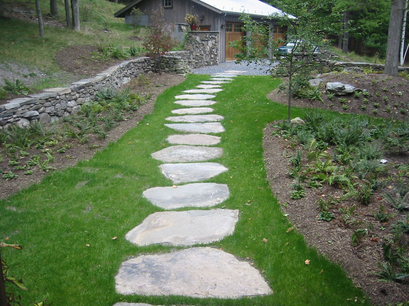 Mesmerizing Garden Stone Path