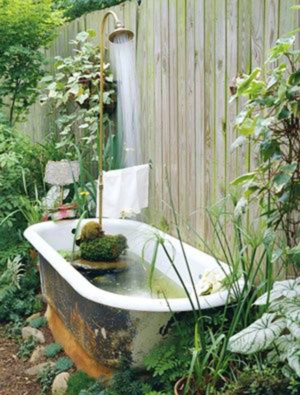 Outdoor Bathtub