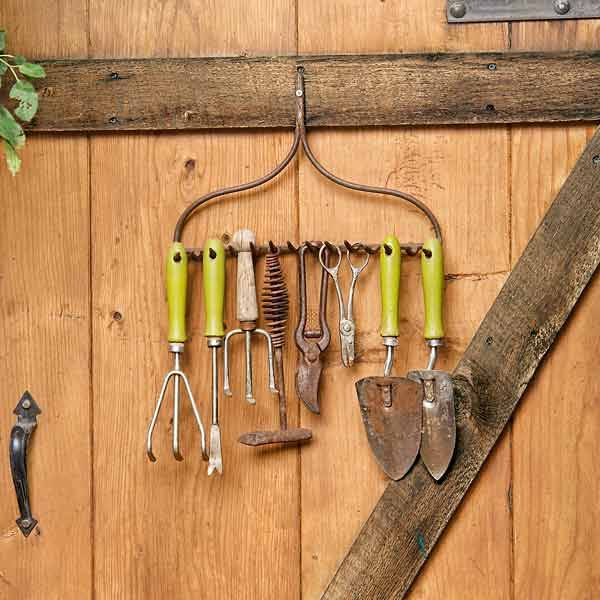 Repurposed Garden Tools Ideas