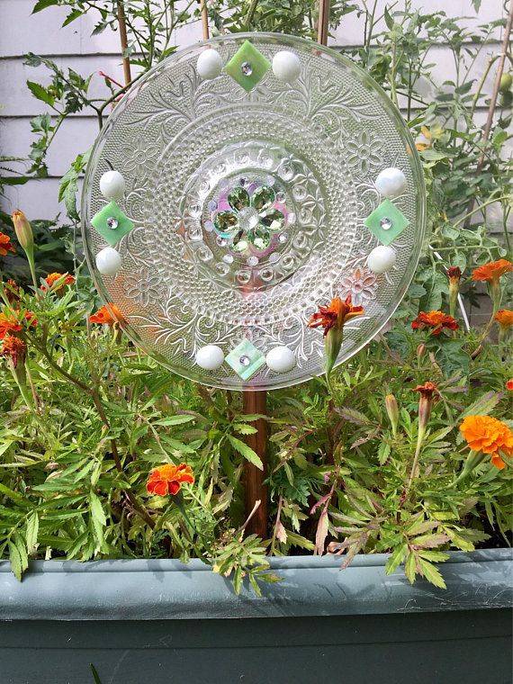 Most Brilliant Garden Junk Repurposed Ideas