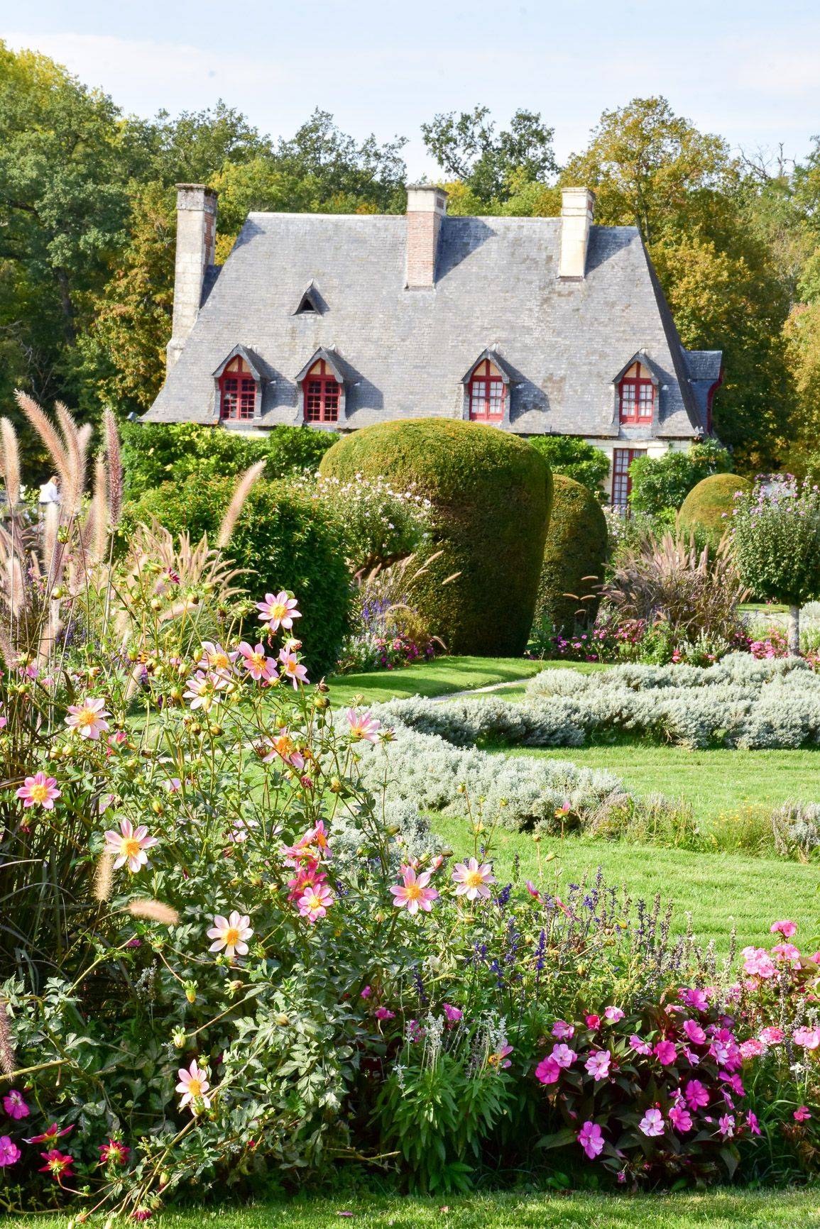 Chateau De La Ballue