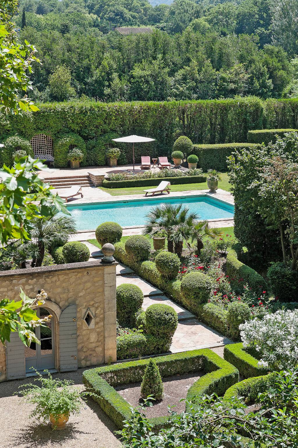 Free Chateau Garden Stock Photo Freeimagescom