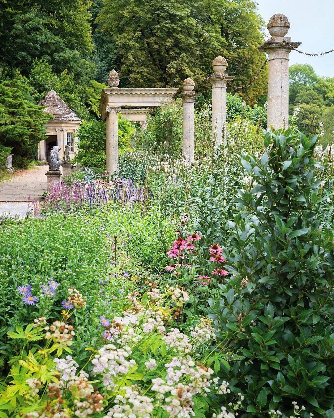 Renaissance Gardens
