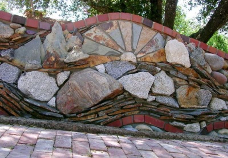 Stone Sculpture Garden Home Design Ideas