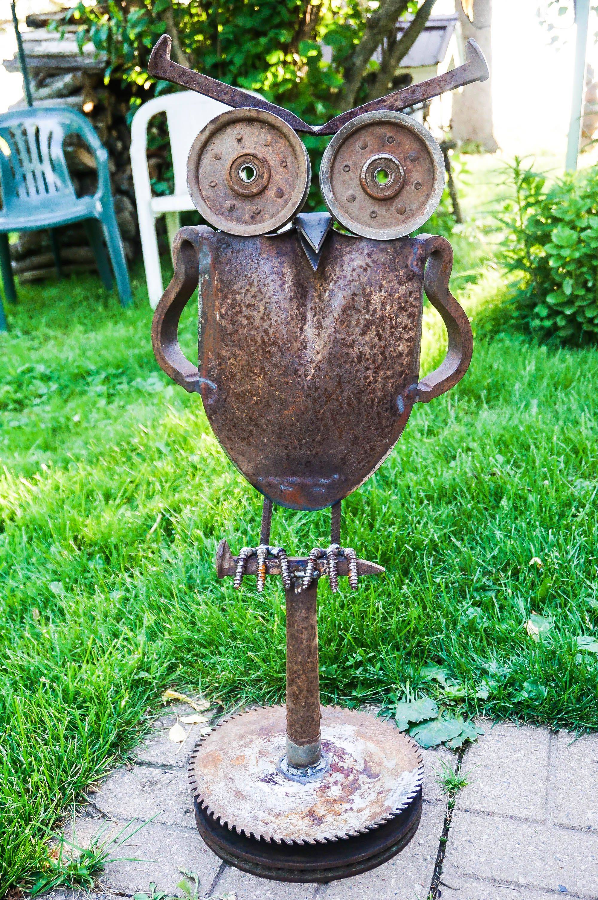 Metal Rock Rocking Peacock Yard Garden Ornament Mtpcm Welding Art