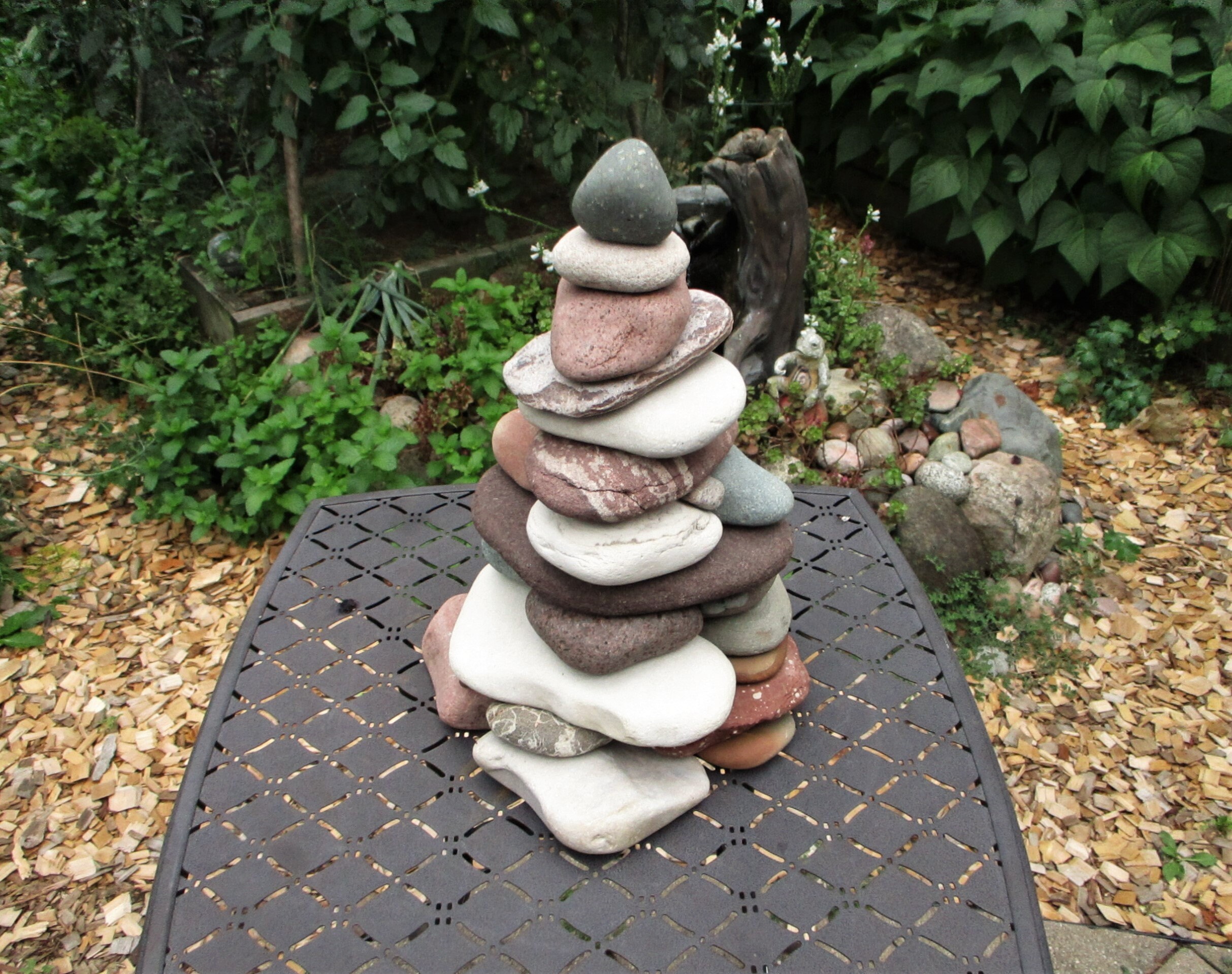 Professional Rock Stacking Balancing Zen Garden