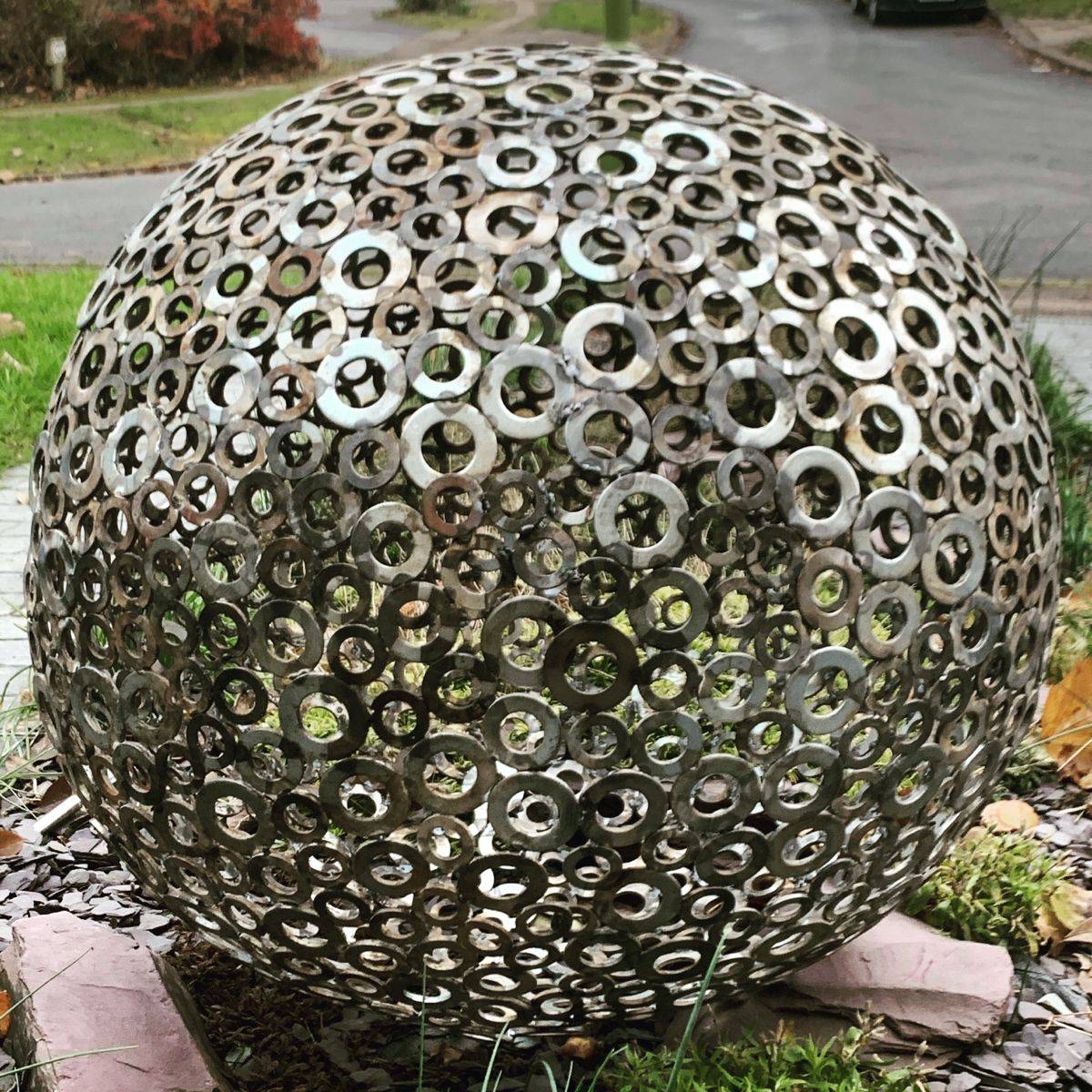 Yard Art Ball Topiary Frame Garden Sphere